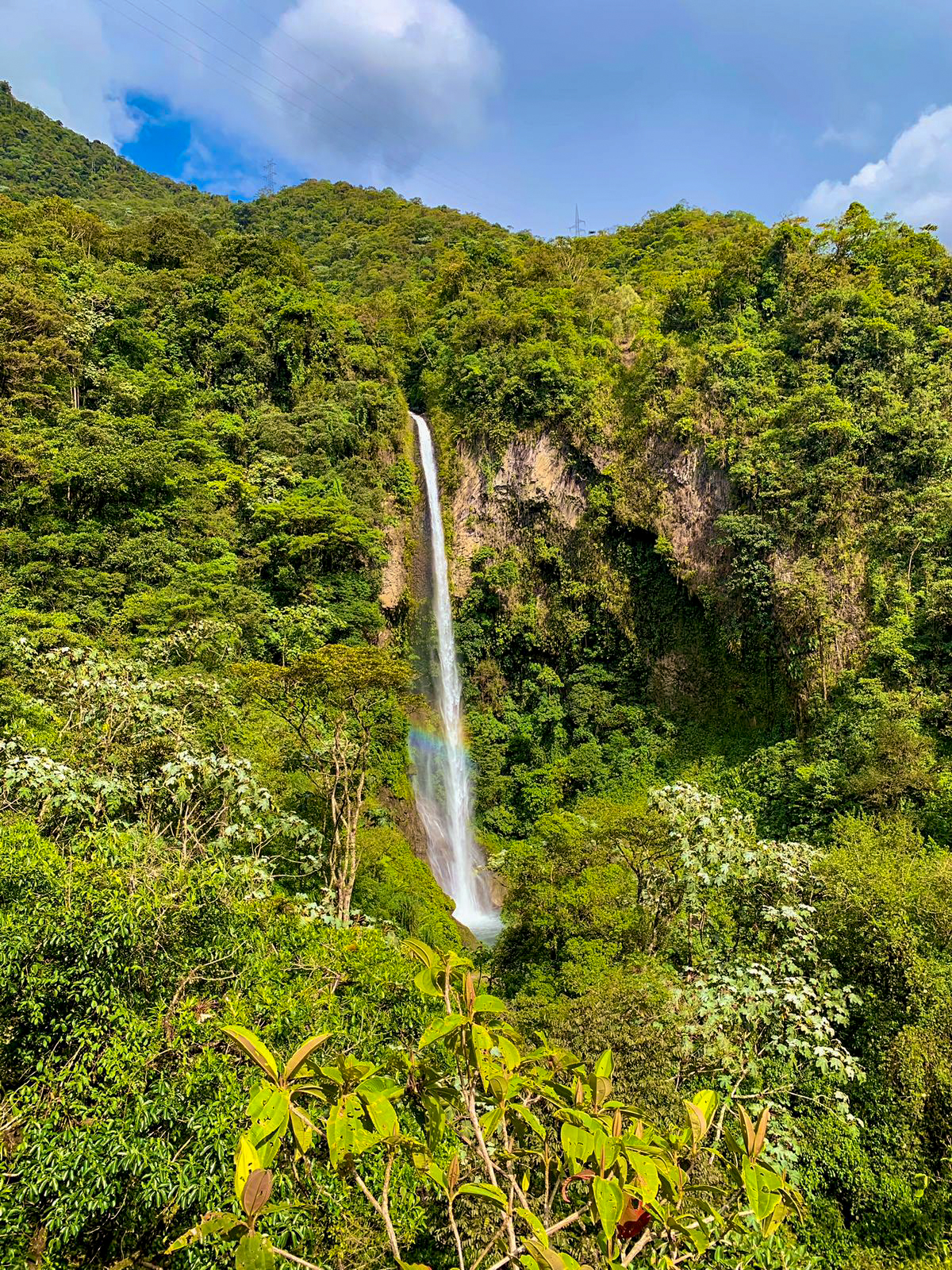 CASCADA MACHAI - ECUADOR